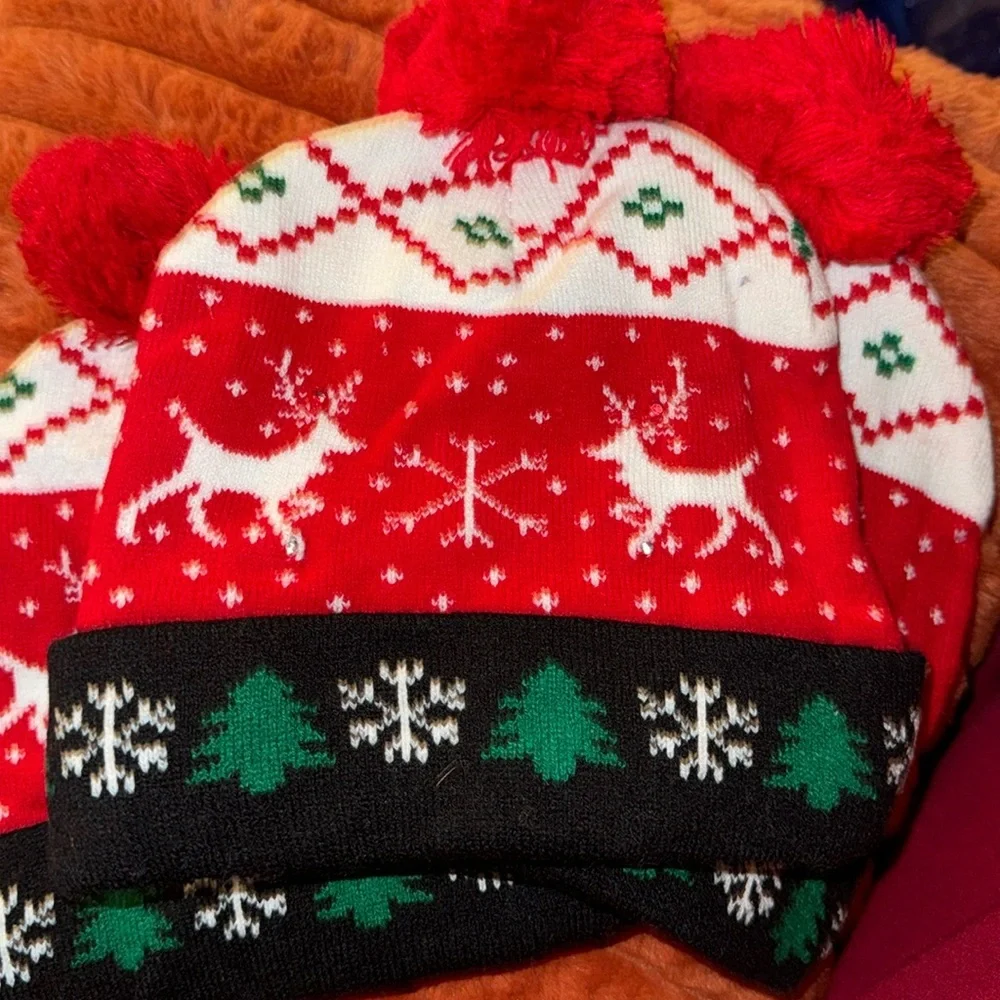 LED Christmas Light‎ Up Hat Novelty Colorful Knitted Beanie Christmas Hat